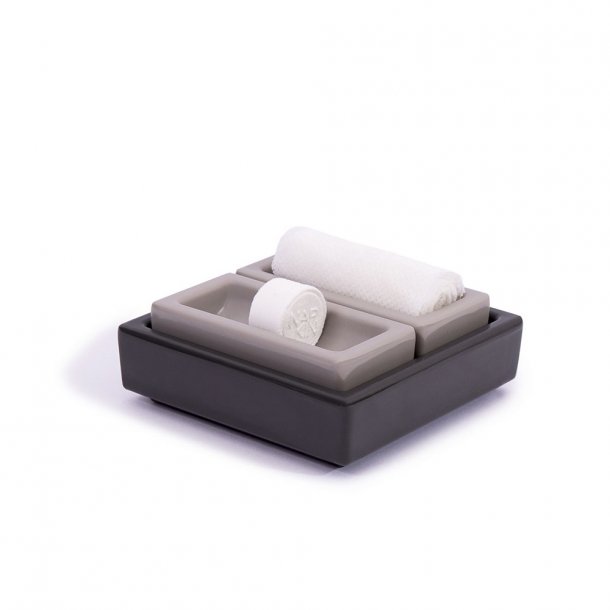 <img src=Σετ σερβιρίσματος διπλό Creho.png alt=Μαύρη και γκρι απόχρωση με θήκη για ταμπλέτα και πετσέτα> 