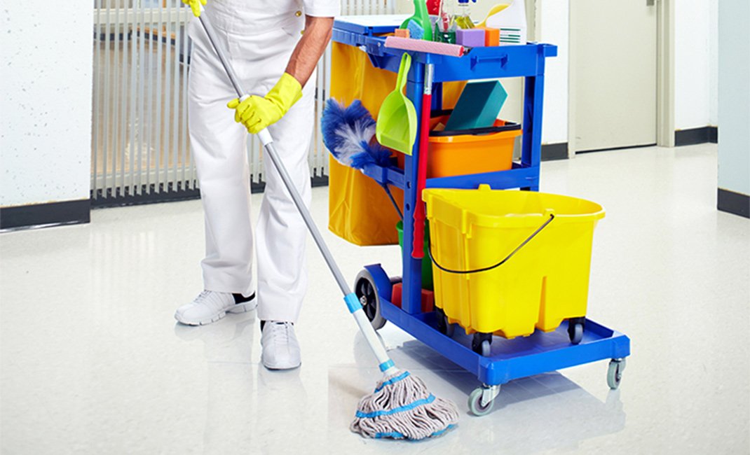 Επαγγελματίες στον καθαρισμό: Πως να απόφυγετε τη μόλυνση από ιούς