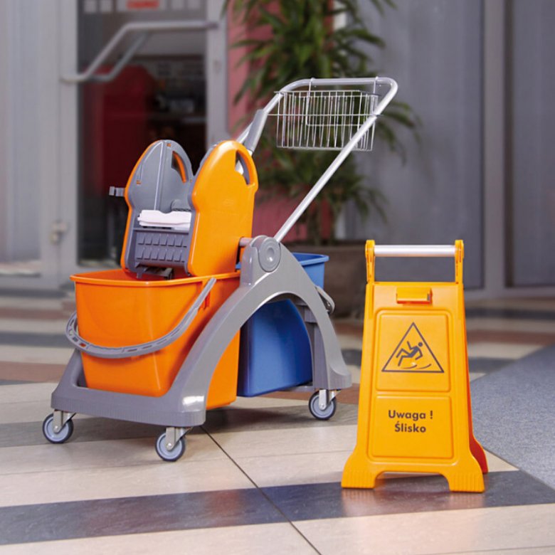 <img src=epaggelmatika-karotsia-katharismou-sfouggarismatos-20201217-083606.jpg alt=professional-cleaning-trolleys>