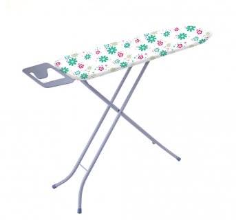 <img src=Σιδερώστρα Ατμού Μεταλλική Eurogold 110x30cm alt=Γκρι σκελετός, λευκό πανί με λουλούδια πράσινα και ροζ> 